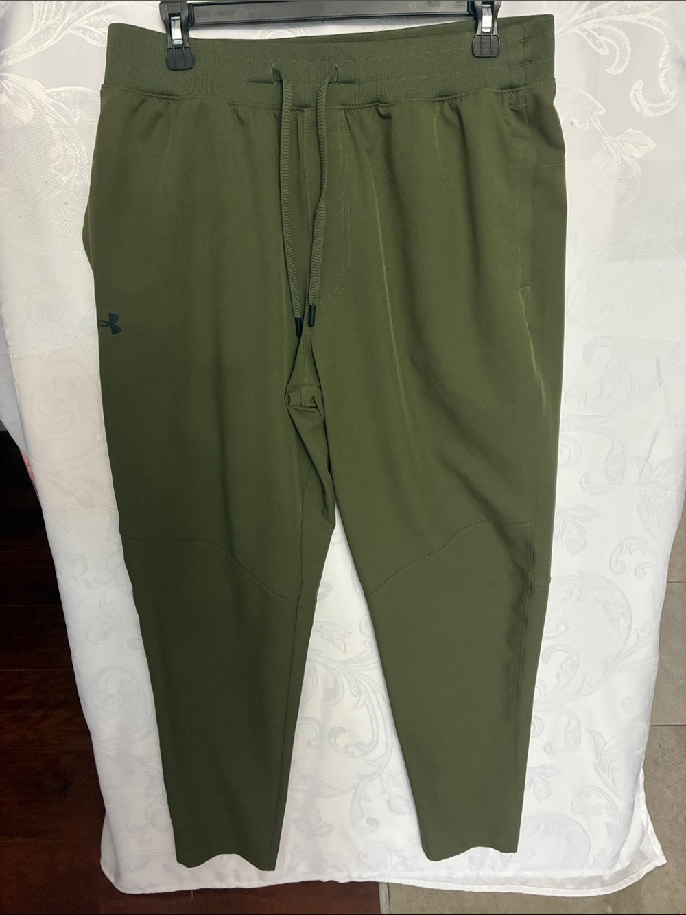 Under Armour Olive Jogger Sweatpants - Drawstring Waist